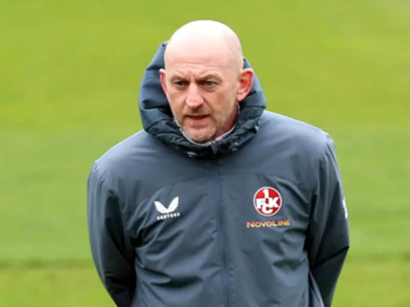 FCK-Trainer Lieberknecht empört: „Hochgradig asozial“ - Bizarre Spionage-Affäre vor Südwest-Derby