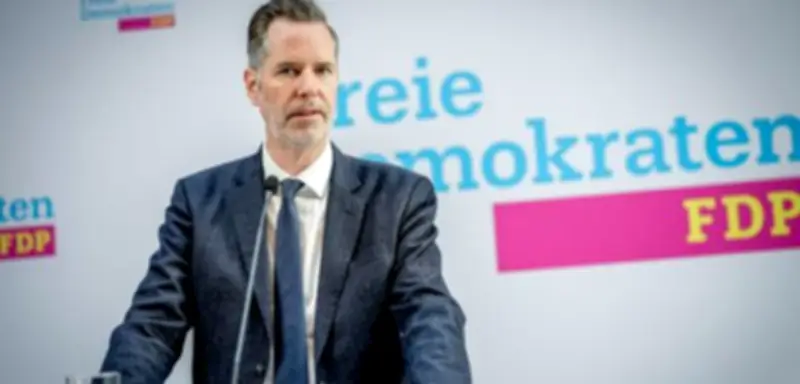 FDP-Führungsstreit eskaliert: Dürr kontert Strack-Zimmermanns Kritik scharf