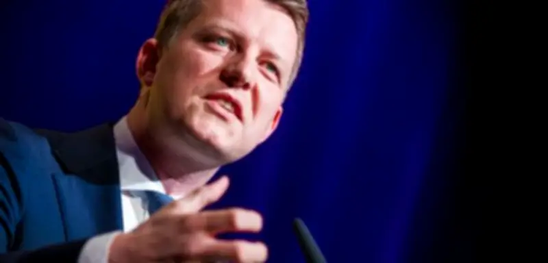 FDP-Führungsstreit: Henning Höne kandidiert allein für den Parteivorsitz