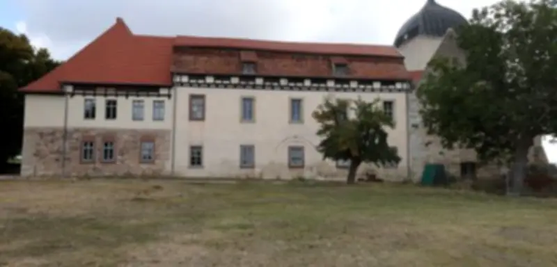 Feuerwehreinsatz in Thüringen: Historische Runneburg bei nächtlichem Brand beschädigt