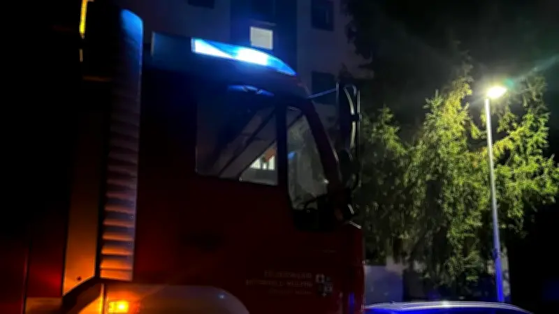 Feuerwehren in Bitterfeld-Wolfen: Dreifacher Einsatz in hektischer Nacht