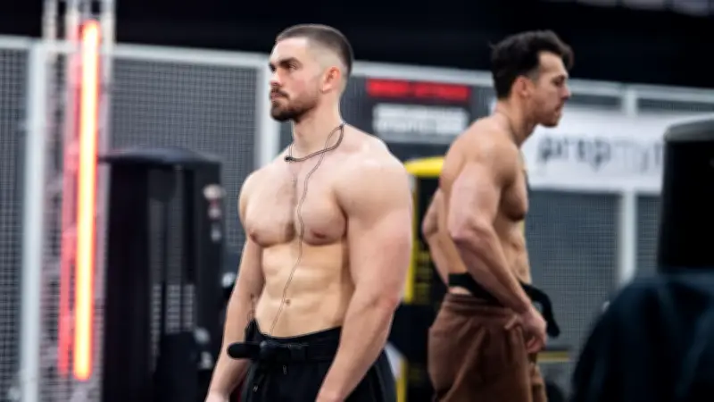 Fitnessexperte: Nach 24 Stunden im Iron Cage entscheidet der Kopf über Sieg oder Niederlage