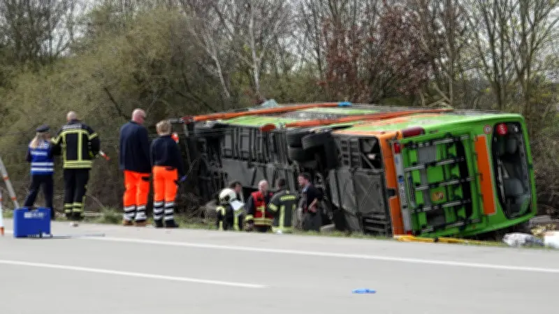 Flixbus-Tragödie auf A9: Bewährungsstrafe für Fahrer nach Unfall mit vier Toten