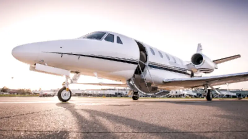 Fluchtweg nur für Reiche: 200.000 Euro für Charterflug aus den Emiraten