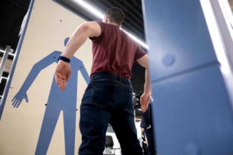 Flughafen 2040: KI und Biometrie machen Sicherheitskontrollen unsichtbar