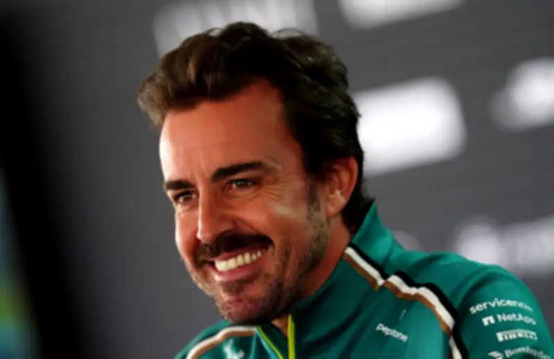 Formel-1-Star Fernando Alonso mit 44 Jahren erstmals Vater – Mutter und Kind wohlauf