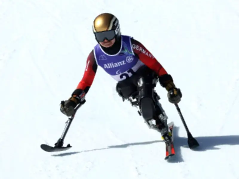 Forster bei Paralympics auf Silberkurs in der Super-Kombination