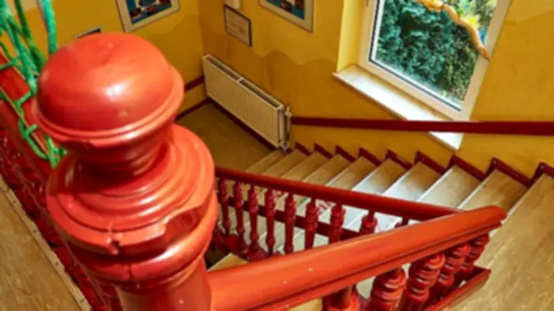 Frankfurter Grundschule: Sieben Zentimeter lösen Sicherheitsalarm aus