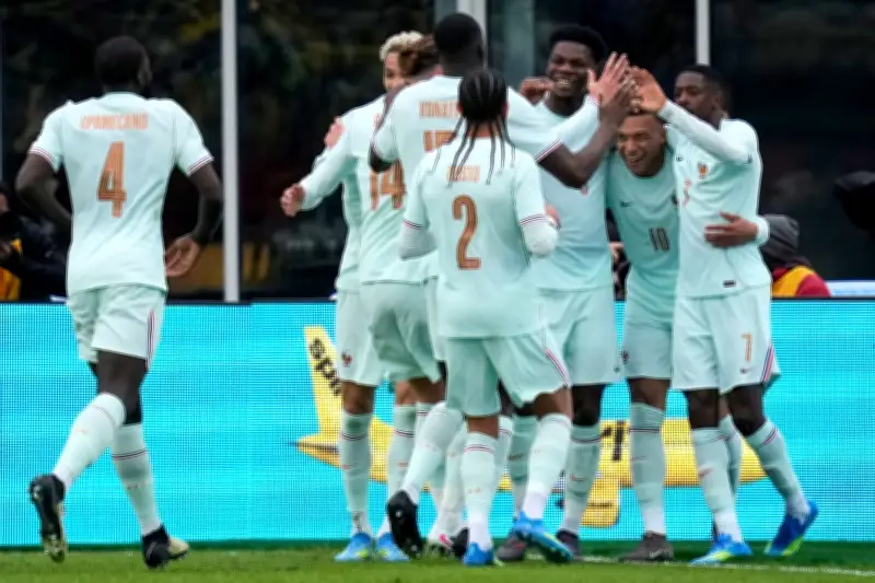 Frankreich besiegt Brasilien im WM-Vorbereitungsspiel trotz roter Karte