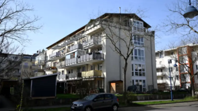 Freiburger Vermieter filmte Studentinnen heimlich im Bad – Bewährungsstrafe verhängt