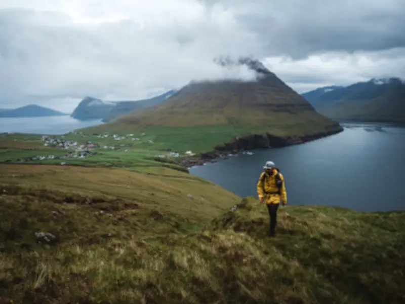 Färöer Inseln: Wo das Wetter regiert und Kunst unter dem Meer blüht