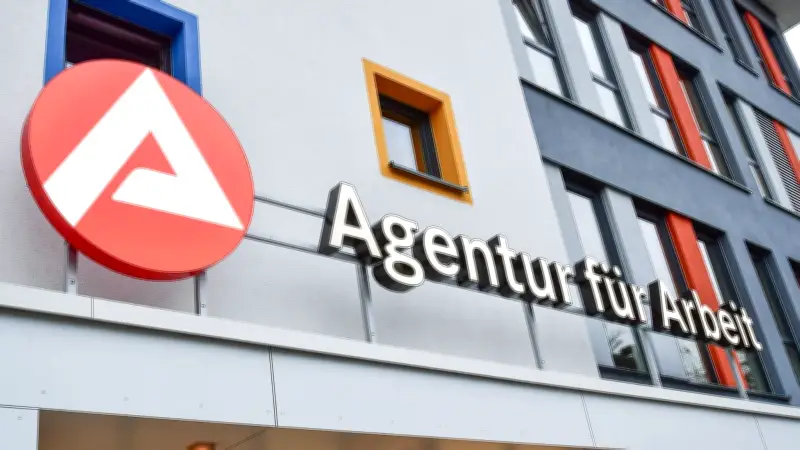 Frühlingsbelebung am Arbeitsmarkt in Vorpommern-Greifswald, doch Jugendliche bleiben zurück