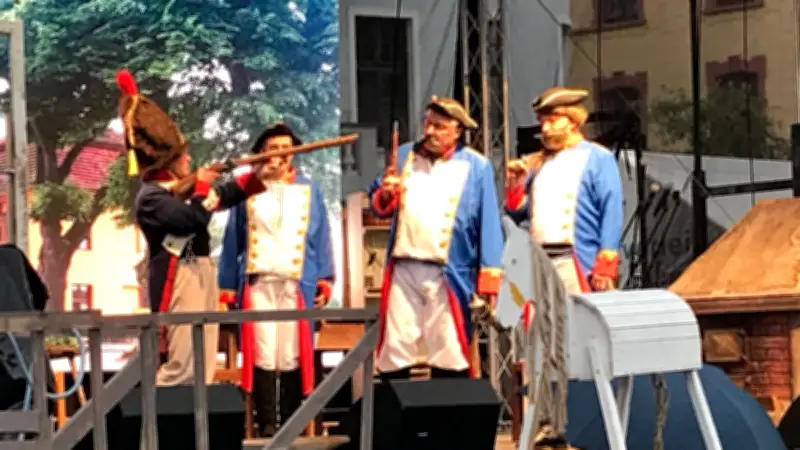 Fritz-Reuter-Festspiele in Stavenhagen: Open-Air-Theater und Kultfiguren begeistern