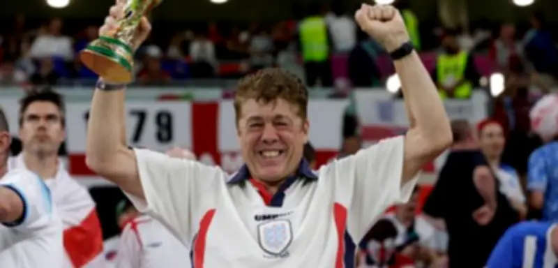 Fußball-WM: England-Fan will für Turnierbesuch sein Haus verkaufen – Zehnte WM als Ziel