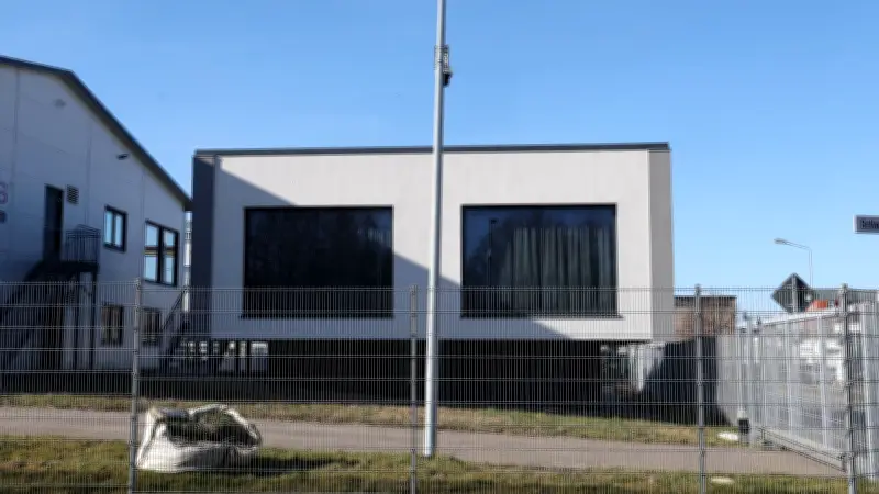 Geheimnisvolles Sicherheitshaus in Rostock findet bei Auktion keinen Käufer