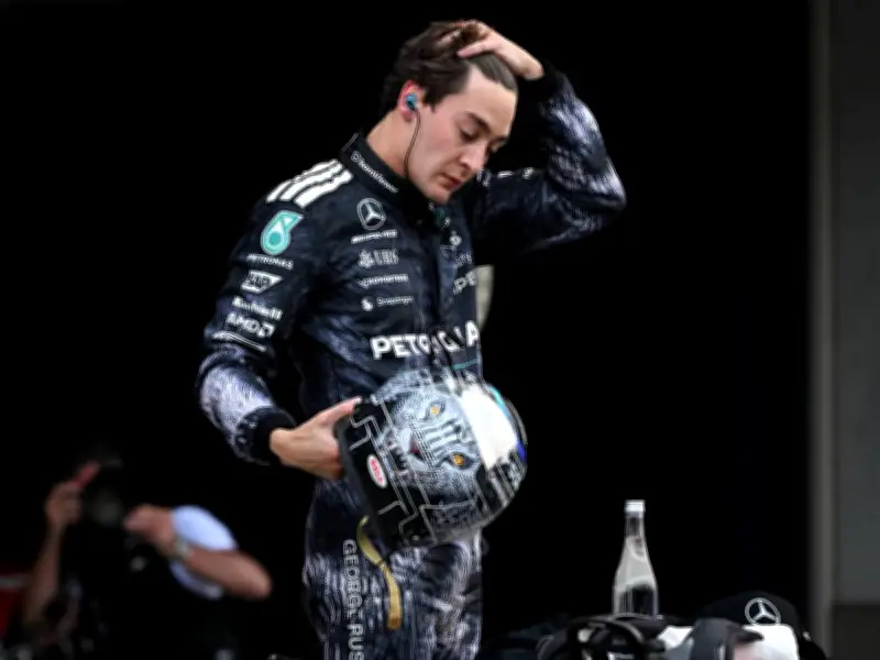 George Russell ehrt japanischen Fan mit persönlichem Helm-Design in Suzuka