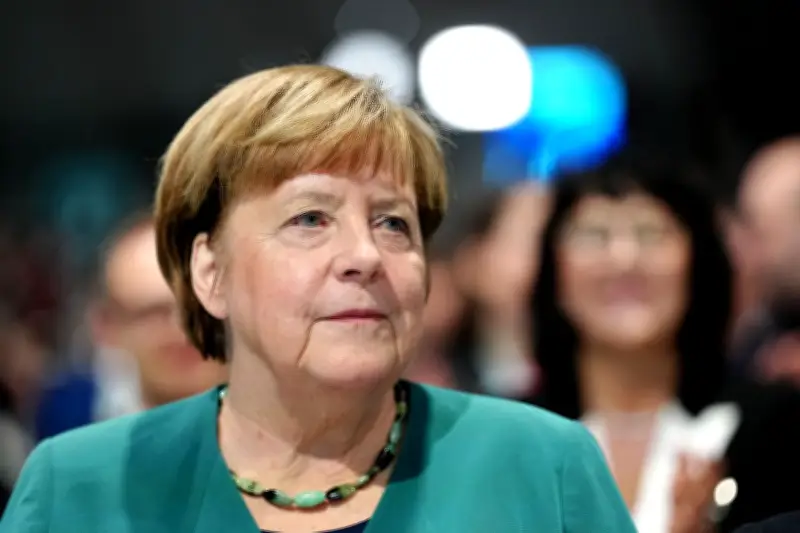 Gericht weist Klage ab: Bundesarchiv muss Merkel-Stasi-Unterlagen nicht herausgeben