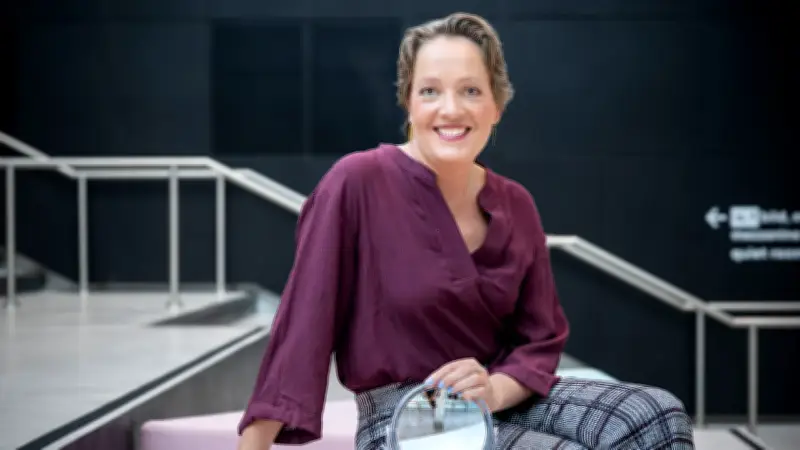 Gesichtsleserin analysiert Promi-Gesichter: Das verrät Heidi Klum und Alex Petrovic