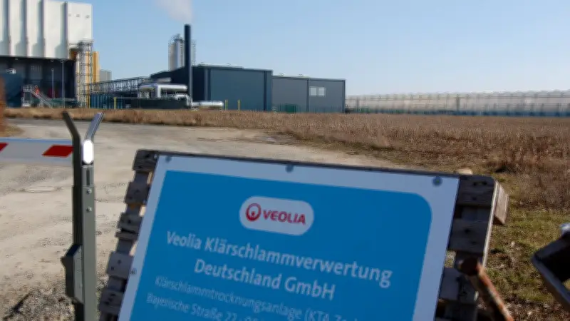 Gestank statt Grillabend in Zorbau: Veolia-Klärschlammtrocknung unter Verdacht