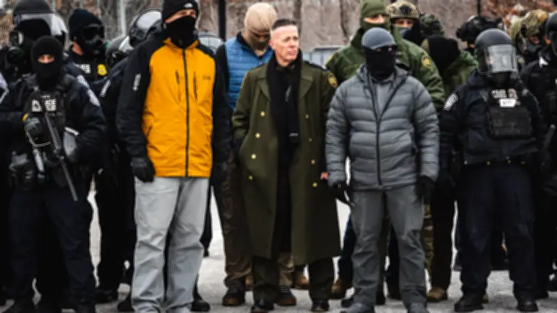 Gestapo-Greg geht in Ruhestand: Trumps umstrittener Grenzschutz-Rambo beendet Karriere