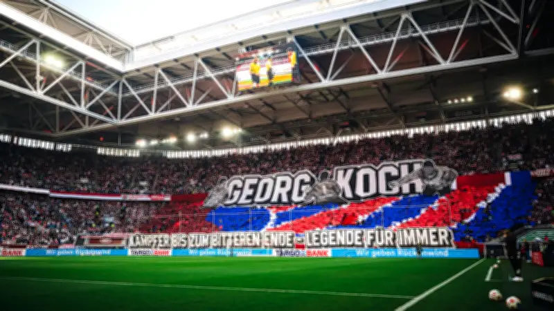 Gänsehaut-Moment in Düsseldorf: Fortuna-Fans gedenken Torhüter-Legende Georg Koch