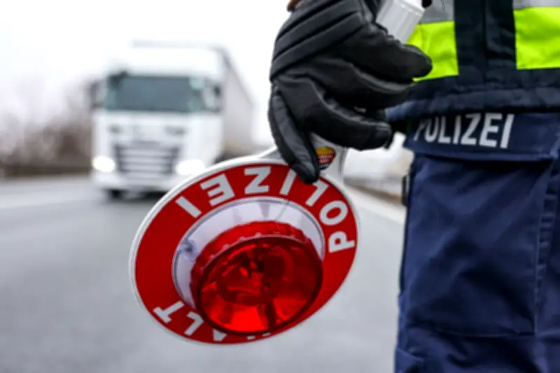 Grenzüberschreitende Polizei-Einsätze: Niedersachsen und Sachsen-Anhalt verstärken Kooperation auf A2