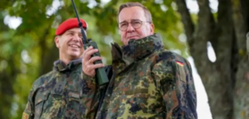 Grüne werfen Pistorius Vertuschung bei Bundeswehr-Funksystem vor