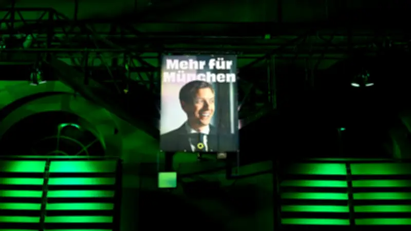 Grünen-Kandidat Dominik Krause führt klar bei Münchner OB-Stichwahl