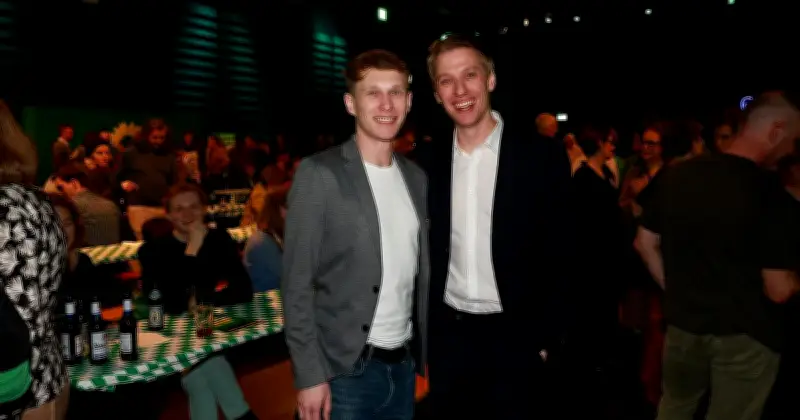 Grüner OB-Kandidat Dominik Krause feiert überraschend starkes Wahlergebnis in München