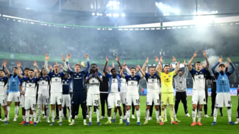 Große Sorge um HSV-Star: Verein holt Spezialisten für medizinische Untersuchung