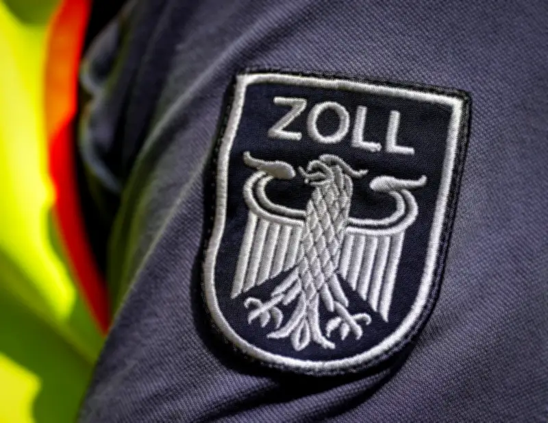 Großrazzia im Baugewerbe: Zoll durchsucht 16 Objekte in sieben Bundesländern