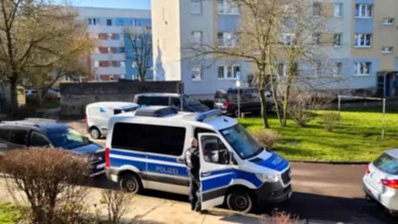 Großrazzia in Halle: Polizei ermittelt wegen Verdachts auf Kinderpornografie