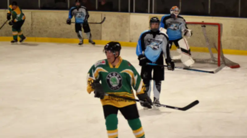 Güstrower Eishockey-Team „Torros“ peilt historischen sechsten Titel in Folge an