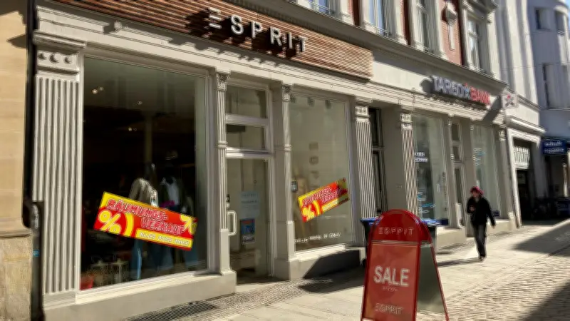 Güstrower Innenstadt kämpft mit Ladensterben: Esprit und Backstuben schließen