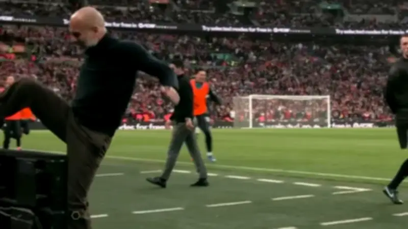 Guardiola zeigt keine Reue nach Pokal-Ausraster: Gelbe Karte als Forderung