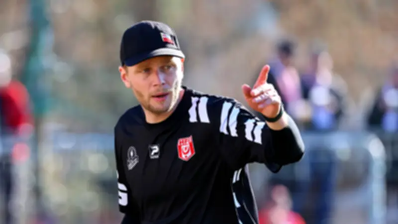 Hallescher FC dominiert Halbfinale: 5:0-Kantersieg gegen Eintracht Emseloh