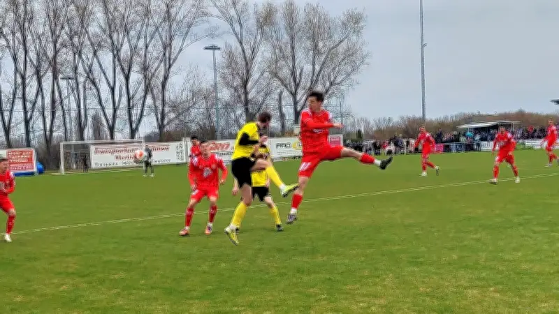 Hallescher FC dominiert Landespokal-Halbfinale: 5:0-Sieg gegen SV Eintracht Emseloh