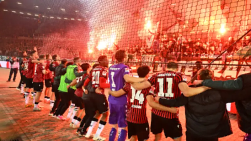 Hannover 96 feiert Derby-Sieg: Titz schreibt Geschichte gegen Braunschweig