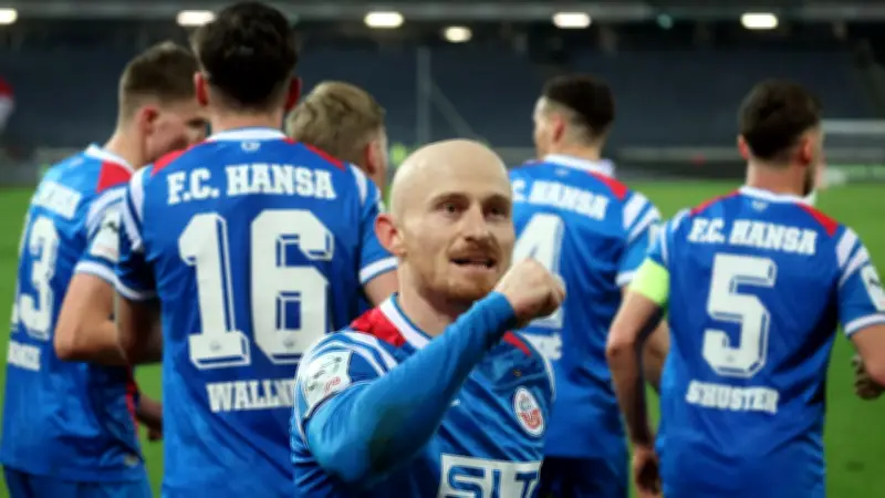Hansa Rostock jagt im Ostderby Energie Cottbus und den direkten Aufstiegsplatz