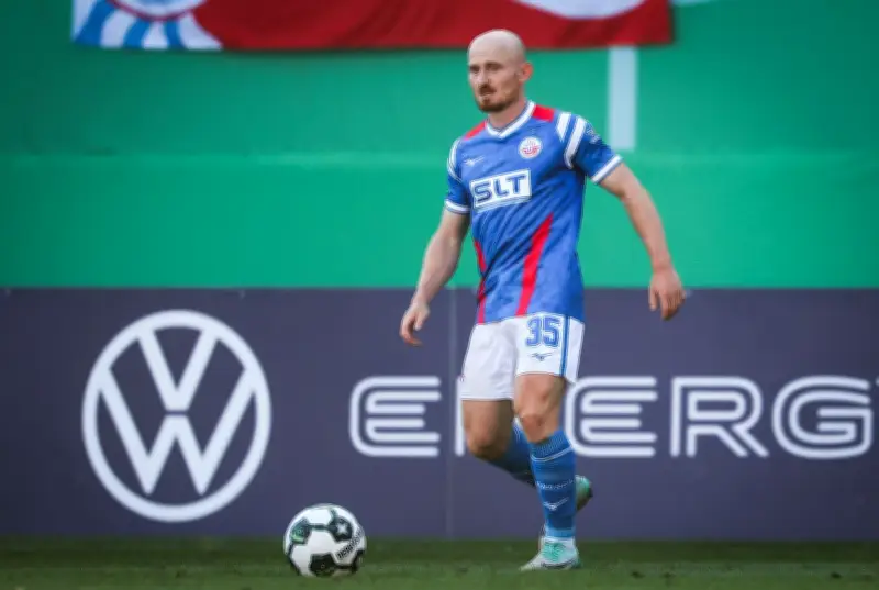 Hansa Rostock siegt 3:1 gegen Havelse und rückt im Aufstiegsrennen vor