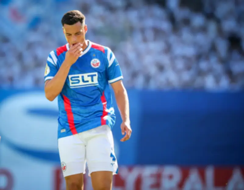 Hansa Rostock triumphiert in Wiesbaden trotz Roter Karte und klettert auf Platz zwei