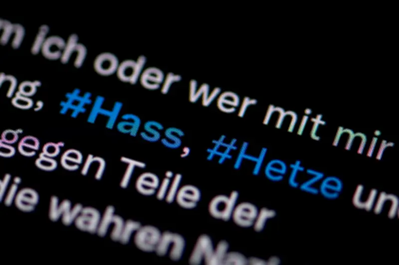 Hasskriminalität in Berlin: 5.460 neue Fälle registriert - fast die Hälfte im Internet