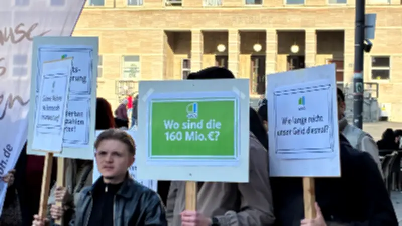 Haushaltskrise in Halle: Radikale Fusion von HWG und GWG als Rettungsanker?