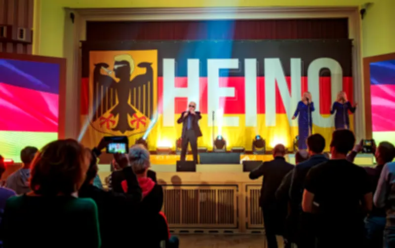 Heino begeistert im Hyzet-Klubhaus: Schlagerstar sorgt für generationsübergreifende Stimmung