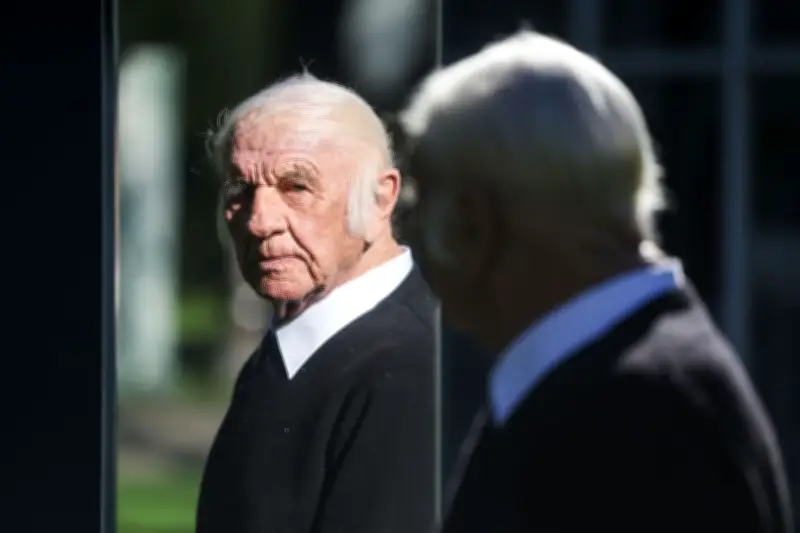 Heinz Mack (95): ZERO-Künstler bleibt aktiv mit täglicher Gymnastik und Atelierarbeit