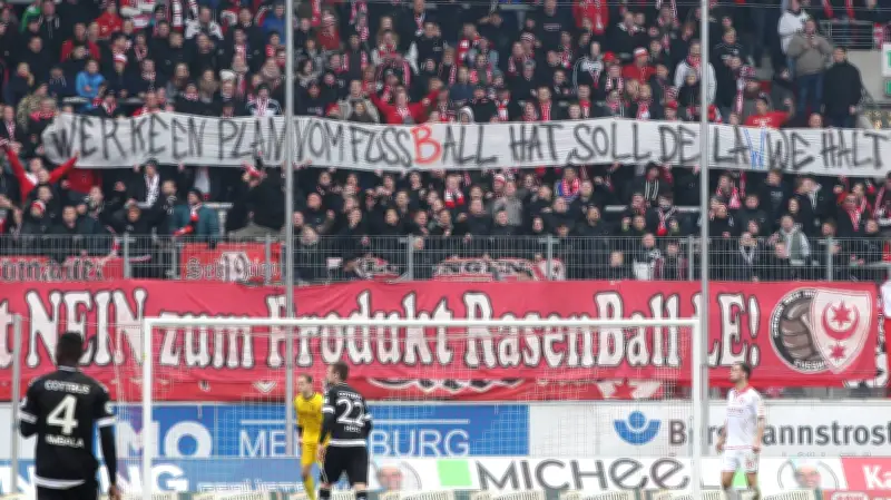 HFC beschließt Kontaktabbruch zu RB Leipzig - Bundesligist schweigt zu Anti-Beschluss