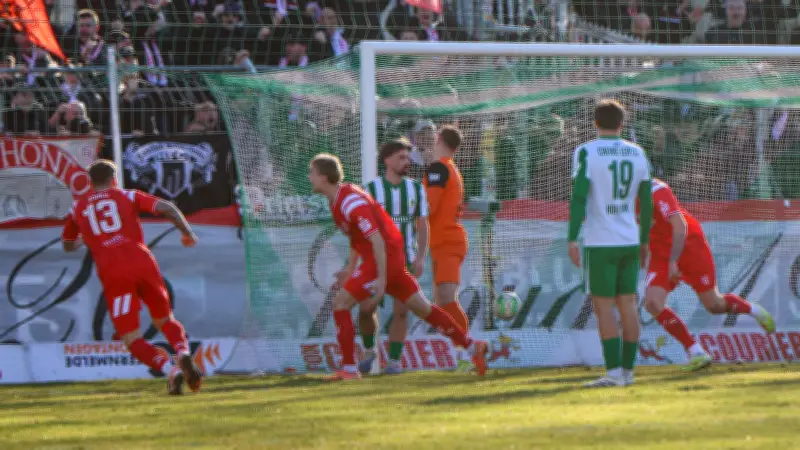 HFC triumphiert im Derby: Kilian Zaruba trifft und legt auf – Verteidiger wird zum Matchwinner