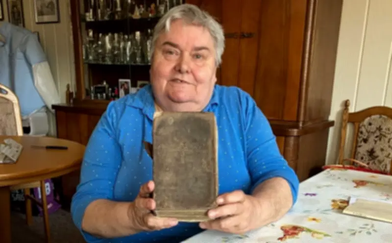 Historische Bibel aus Plötzkau kehrt nach Jahrzehnten zurück: Eine Reise durch halb Deutschland