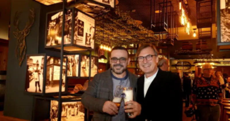 Hofbräu eröffnet bayerisches Wirtshaus im multikulturellen Münchner Bahnhofsviertel