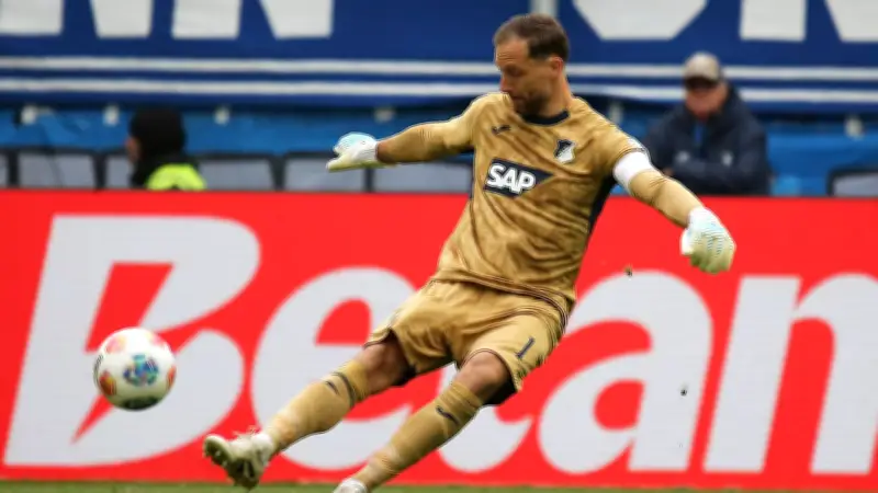 Hoffenheims riskante Rückpass-Taktik: Warum Baumann unter Beschuss steht